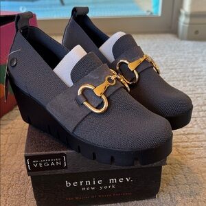 bernie mev. Charcoal Wedges with Gold Buckle